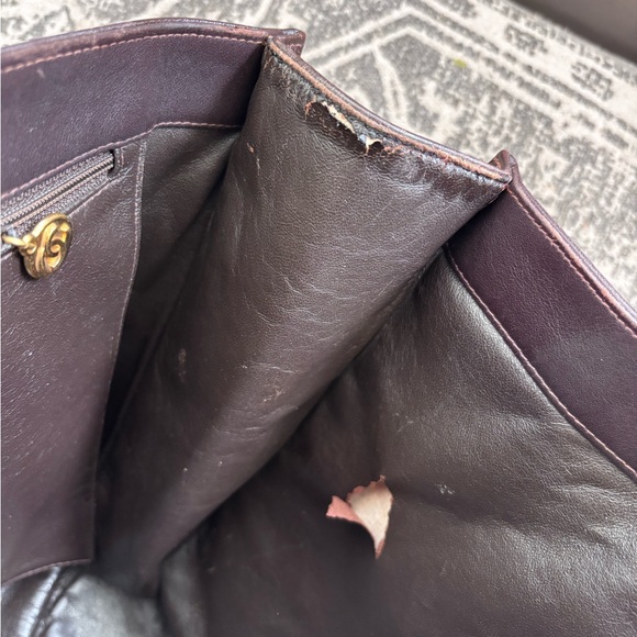 Authentic CHANEL brown CC large lambskin executive tote gold hardware - Picture 14 of 16